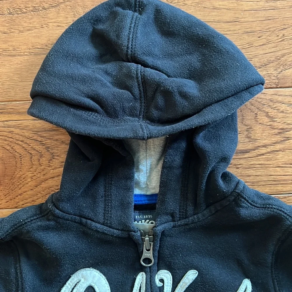 Black Oshkosh Zippered Hooded Sweatshirt Size 4T